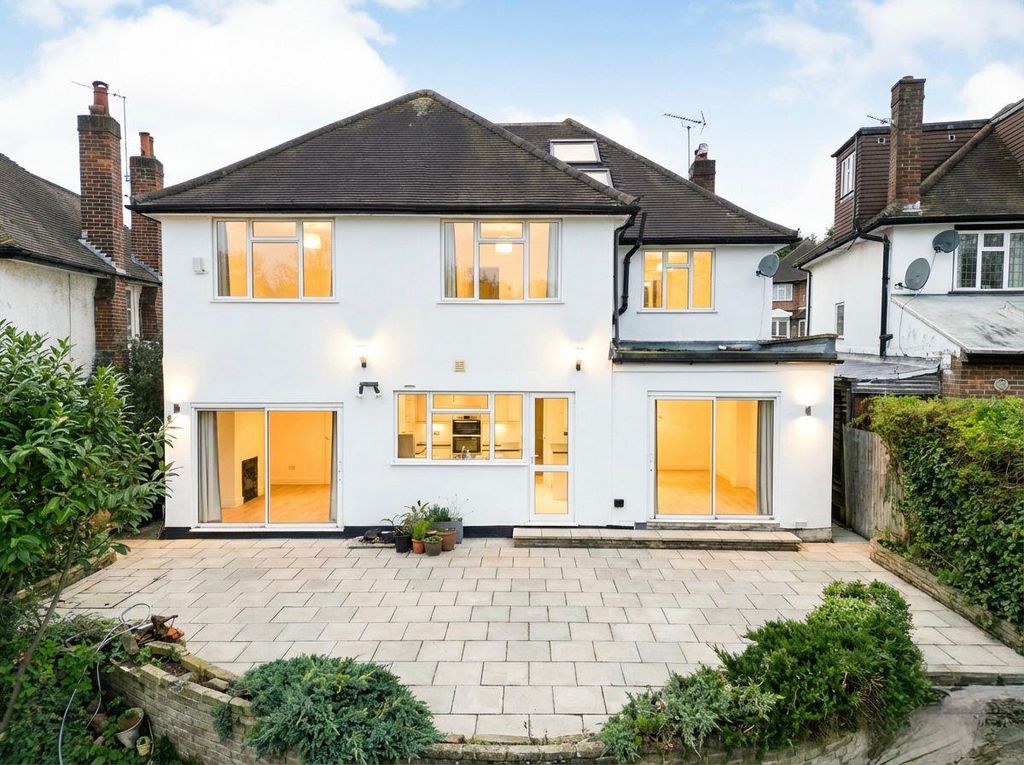 Property photo 2 of 5 E8425639-7F53-402c-815c-38F6F460316B.Jpg