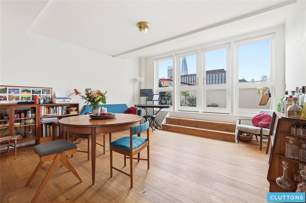 Property photo 2 of 22 Picture No. 29