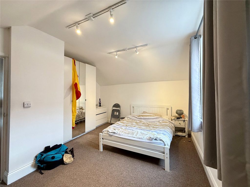 Property photo 2 of 6 Picture No. 04