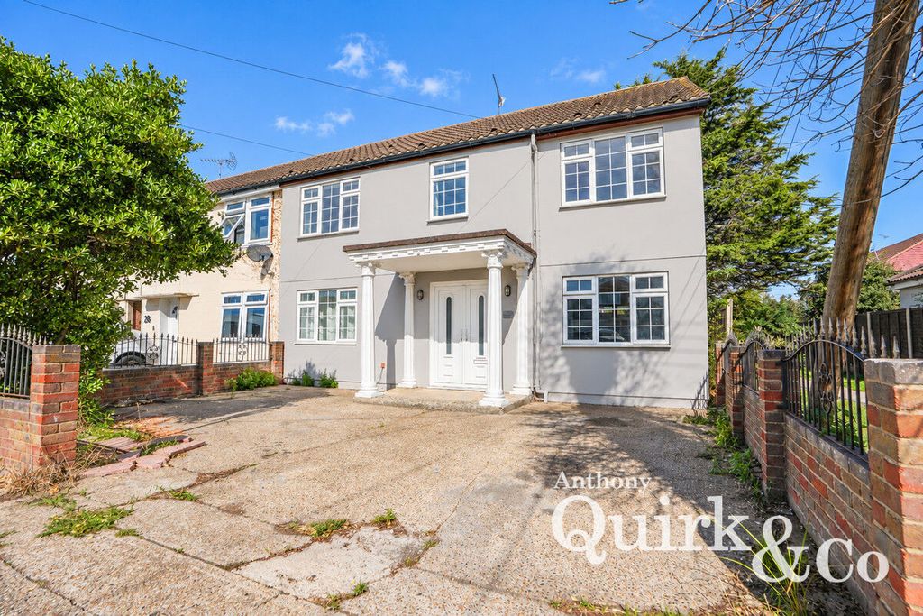 Property photo 1 of 23