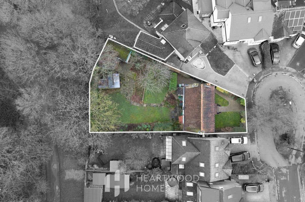 Property photo 2 of 24