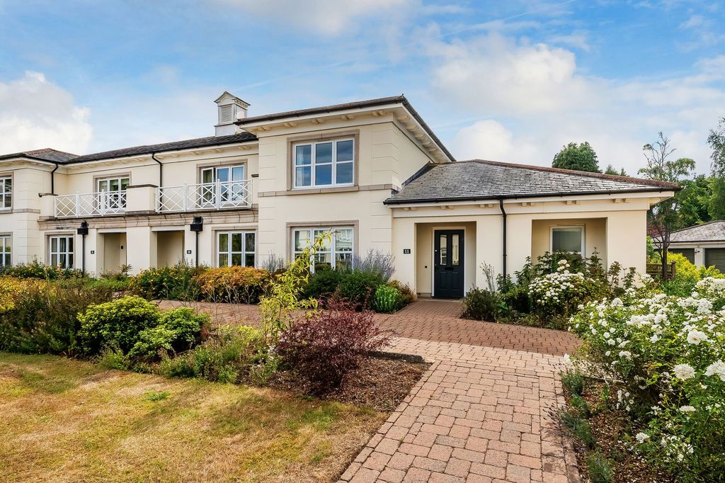 Property photo 1 of 36