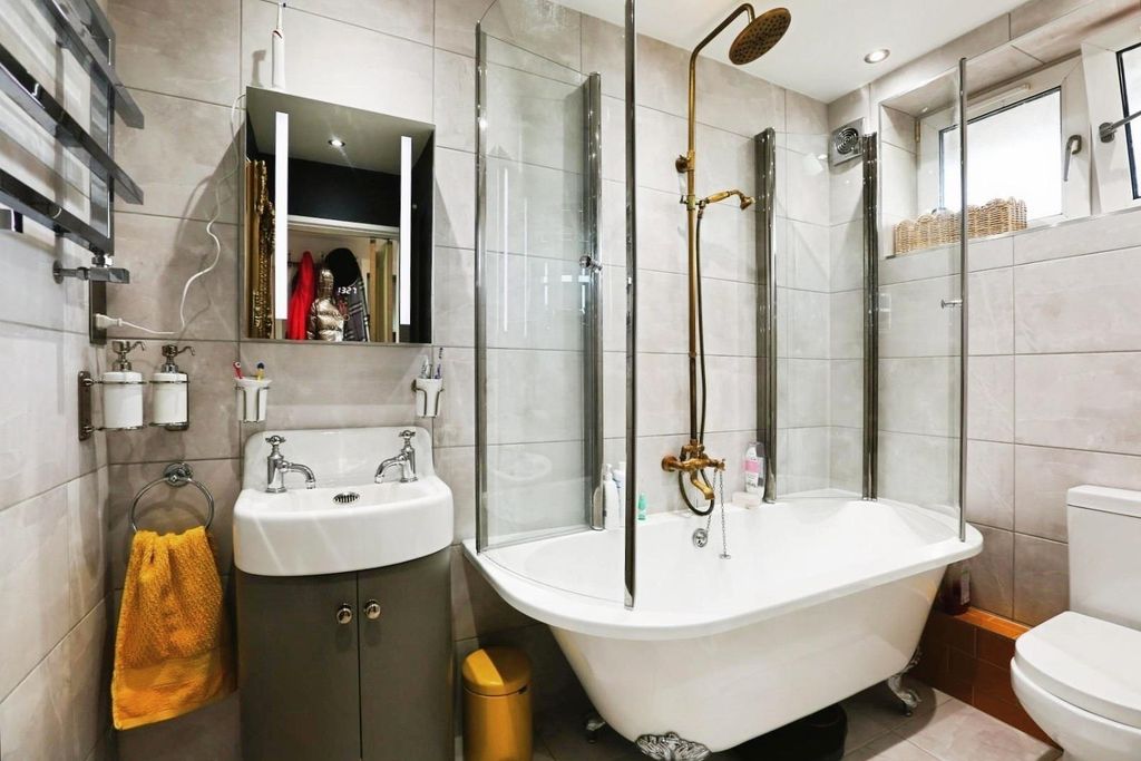 Property photo 3 of 12 47405956-Ach_7450.Jpg