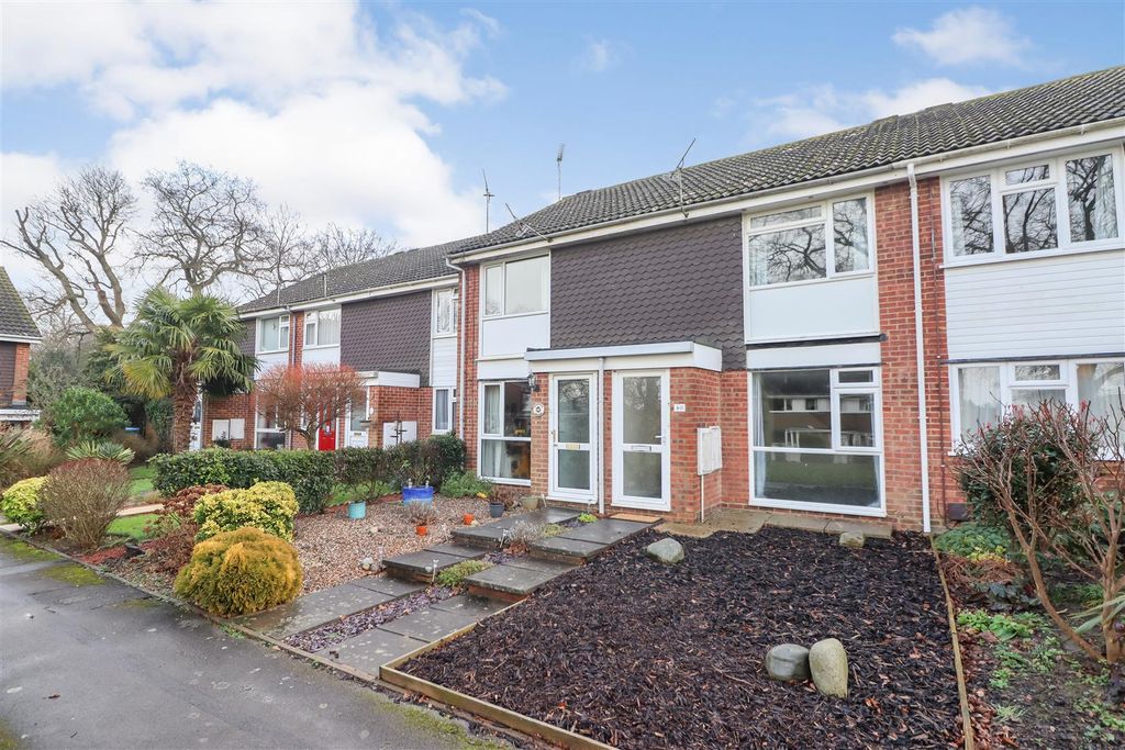 Property photo 1 of 16