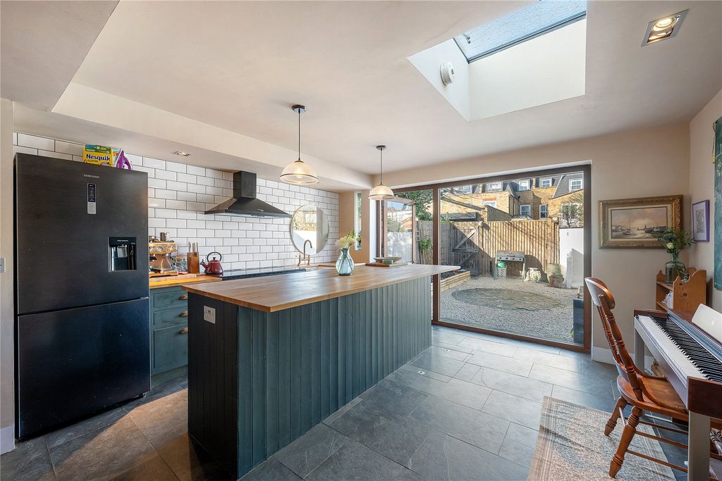 Property photo 3 of 14 Picture No. 08