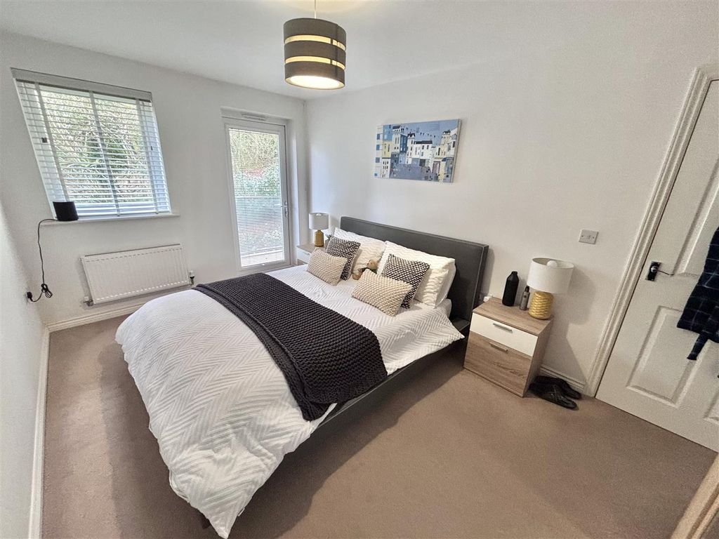 Property photo 3 of 15 Img_4949.Jpg