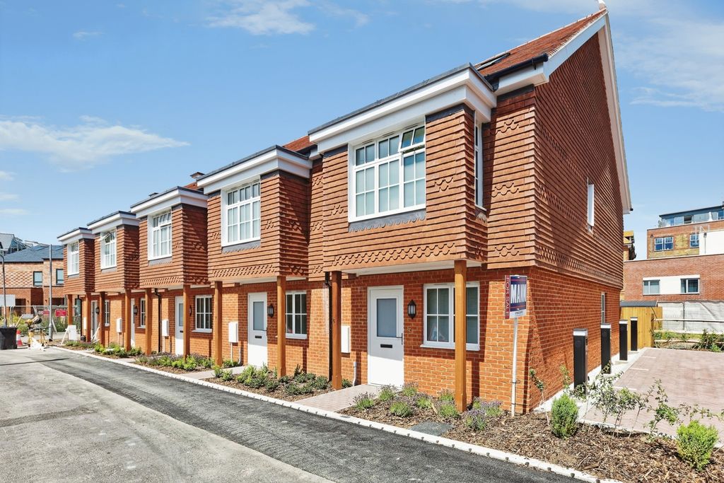 Property photo 1 of 20 Pbox-Img.Jpg
