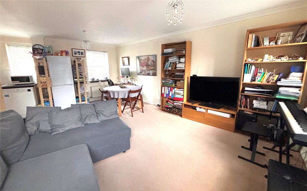 Property photo 3 of 7 Picture No. 07