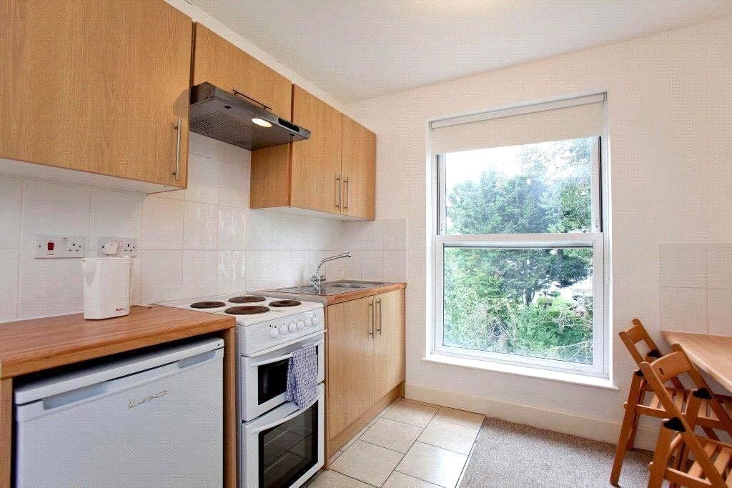 Property photo 2 of 5 Kitchen