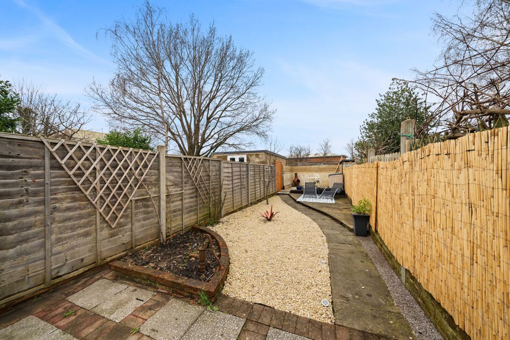 Property photo 2 of 11 Dsc01711