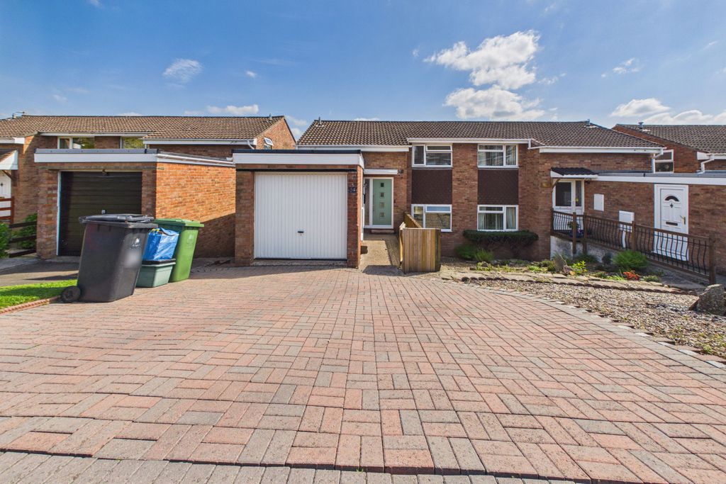 Property photo 1 of 23