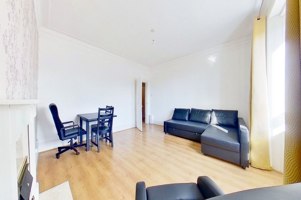 Property photo 2 of 9 Photo 2