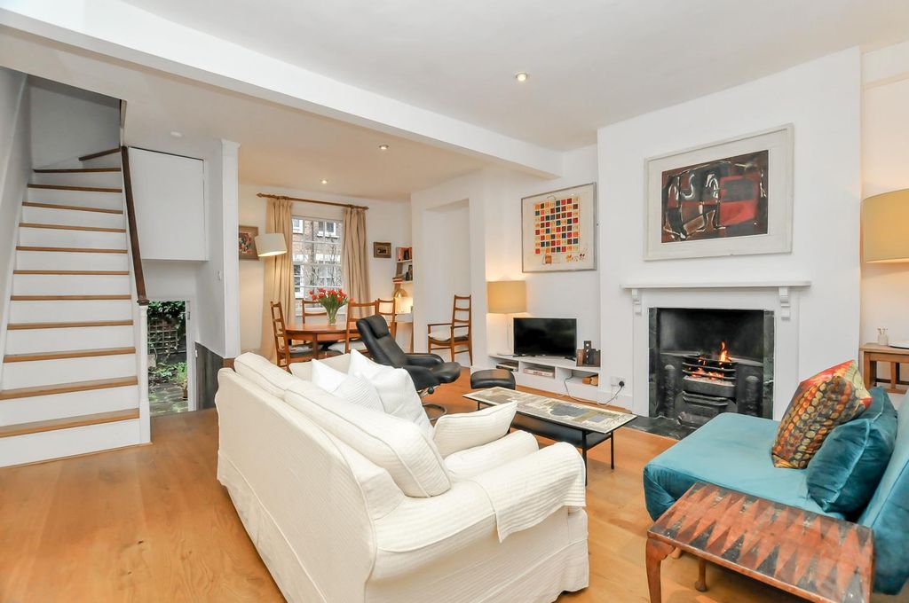 Property photo 3 of 20 9A.Jpg