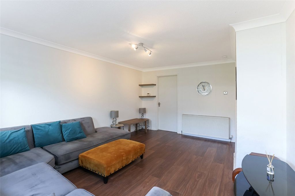 Property photo 3 of 21 Picture No. 07