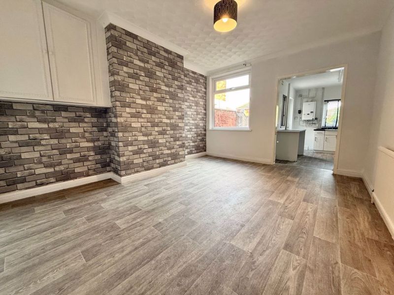 Property photo 3 of 9 Dining Room