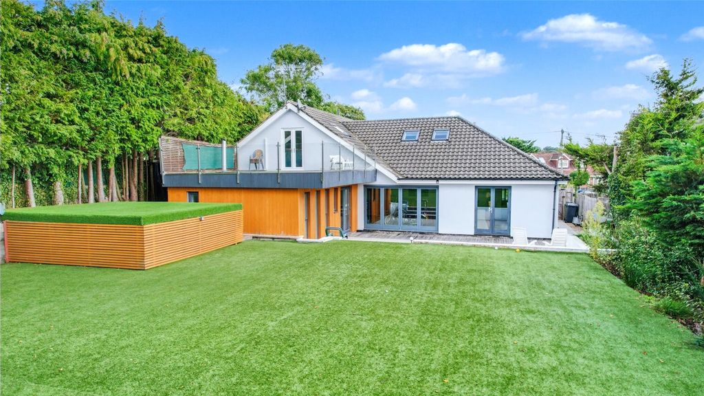 Property photo 1 of 24 Picture No. 25