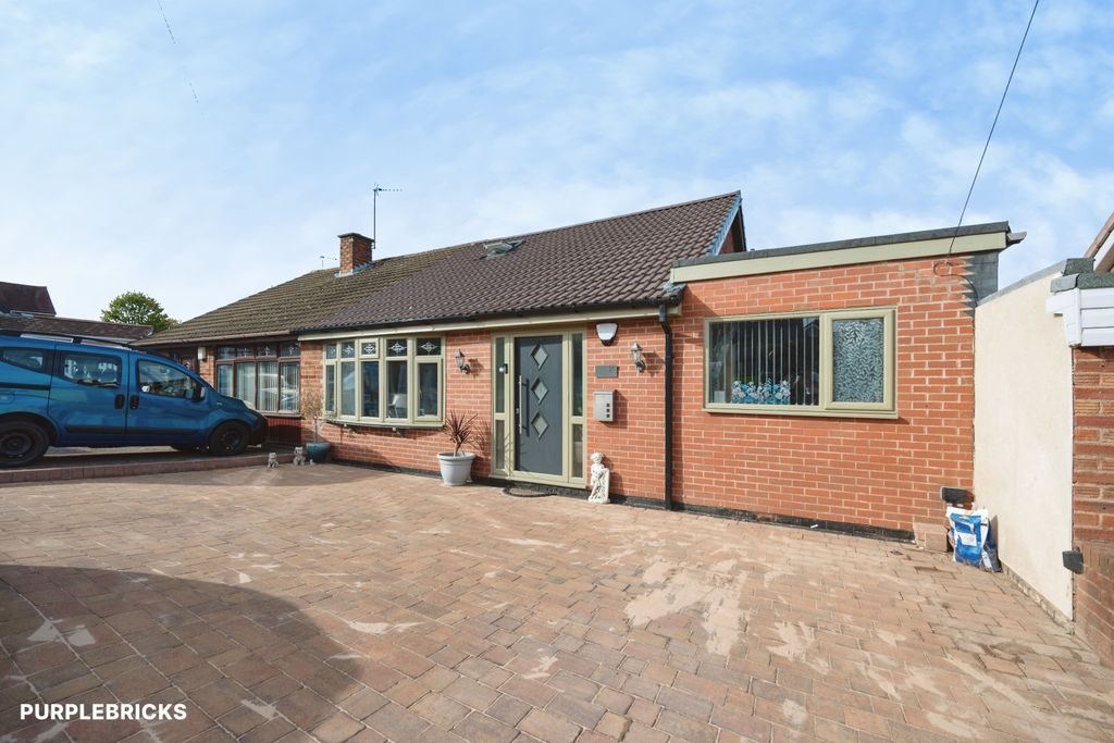 Property photo 1 of 34