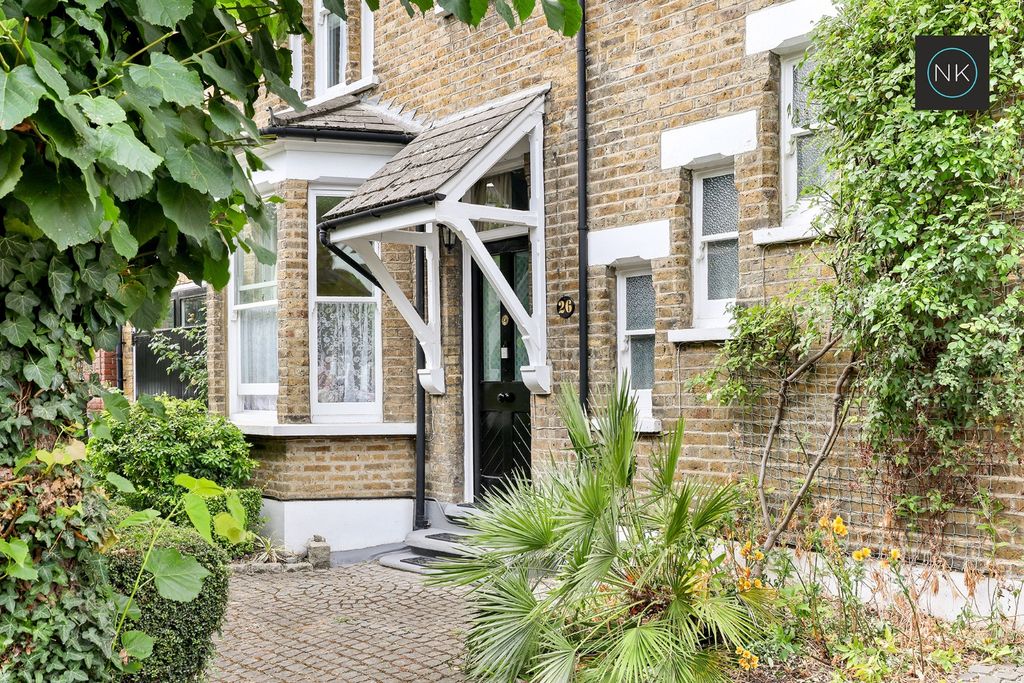 Property photo 1 of 38 5309360