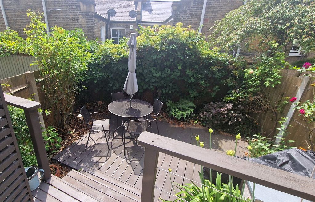 Property photo 3 of 20 Picture No. 23