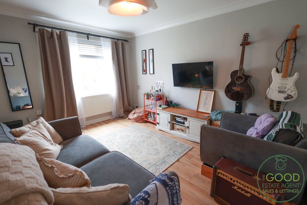 Property photo 2 of 16