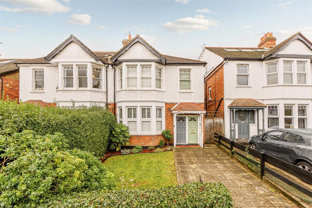 Property photo 1 of 18