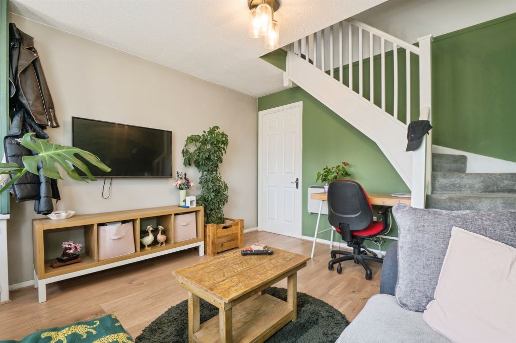 Property photo 2 of 17