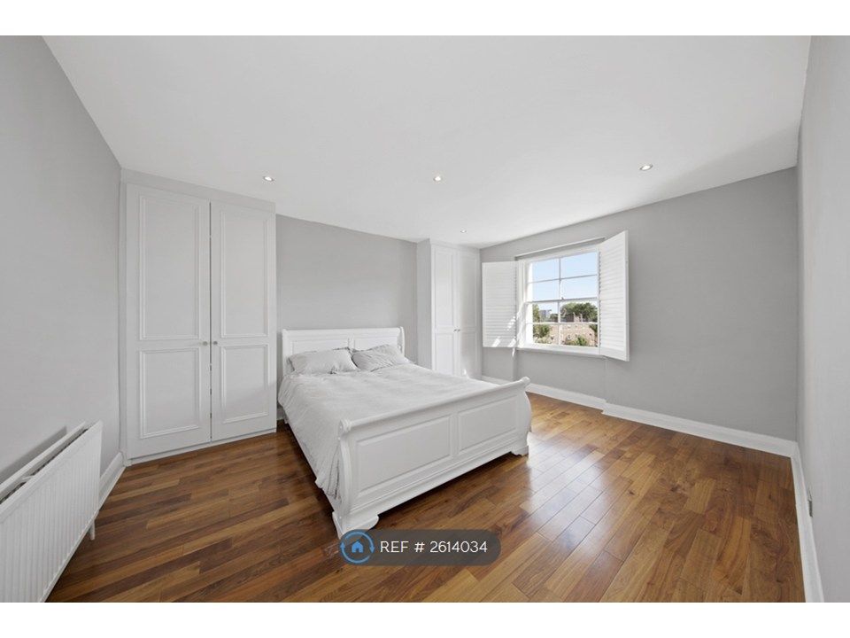 Property photo 1 of 25