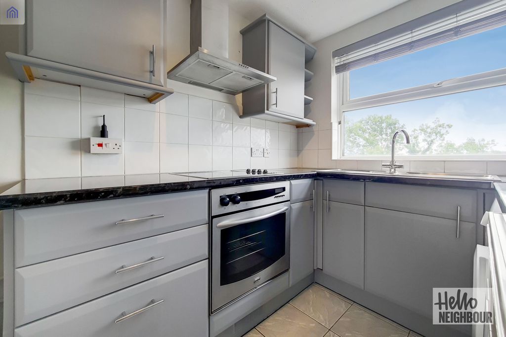 Property photo 2 of 13 Photo 1