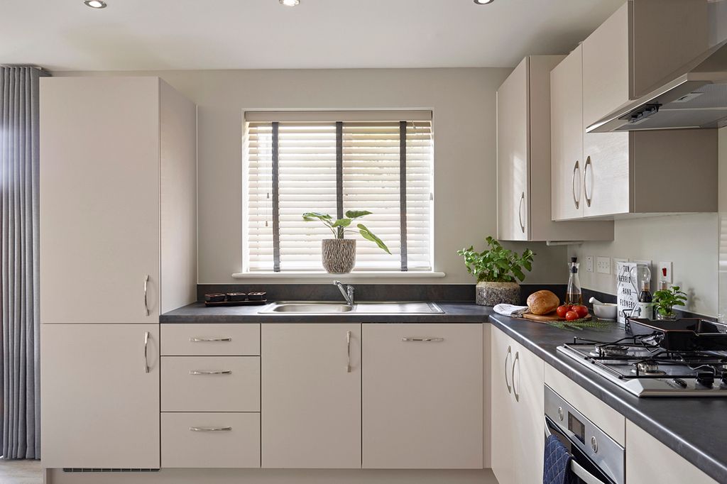 Property photo 3 of 6 Linden Sw The Becket Kitchen