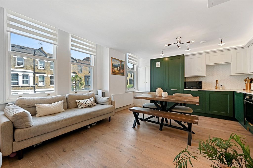Property photo 1 of 10 Picture No. 08
