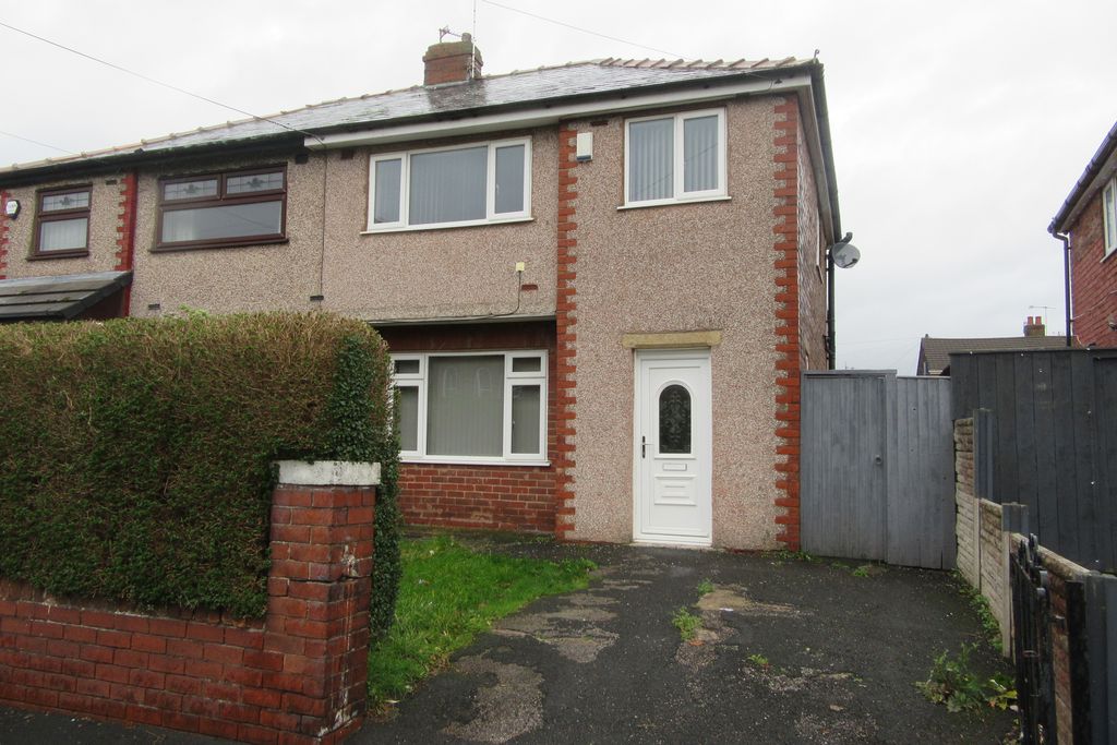 Property photo 1 of 11