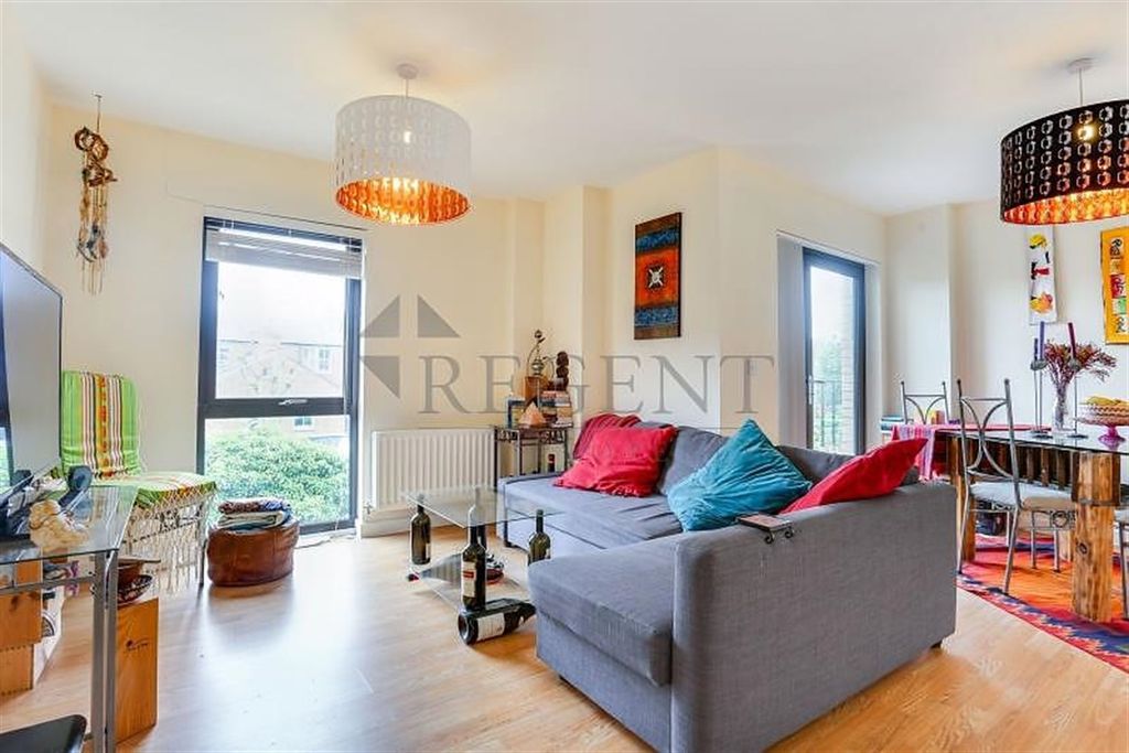 Property photo 1 of 6 (Main)