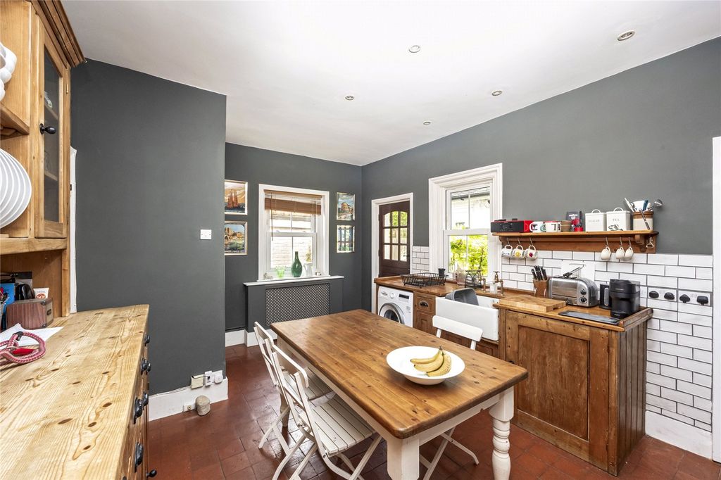 Property photo 3 of 13 Kitchen