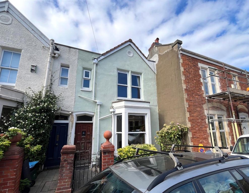Property photo 1 of 13
