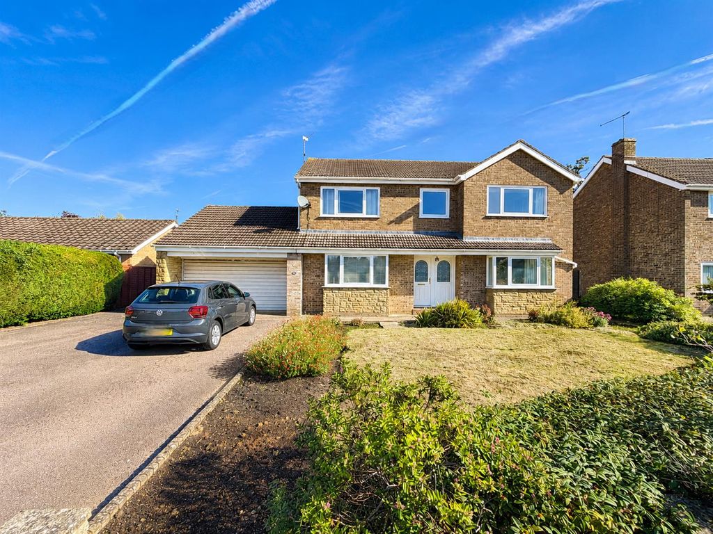 Property photo 1 of 47 790987Bef5.Png