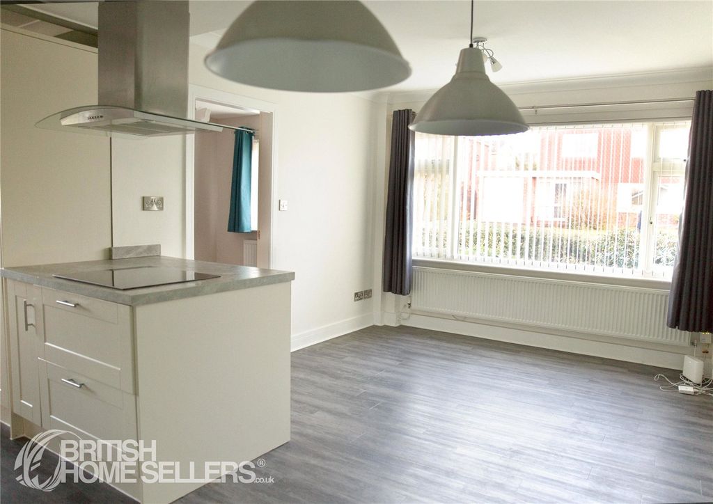 Property photo 2 of 20 Picture No. 09