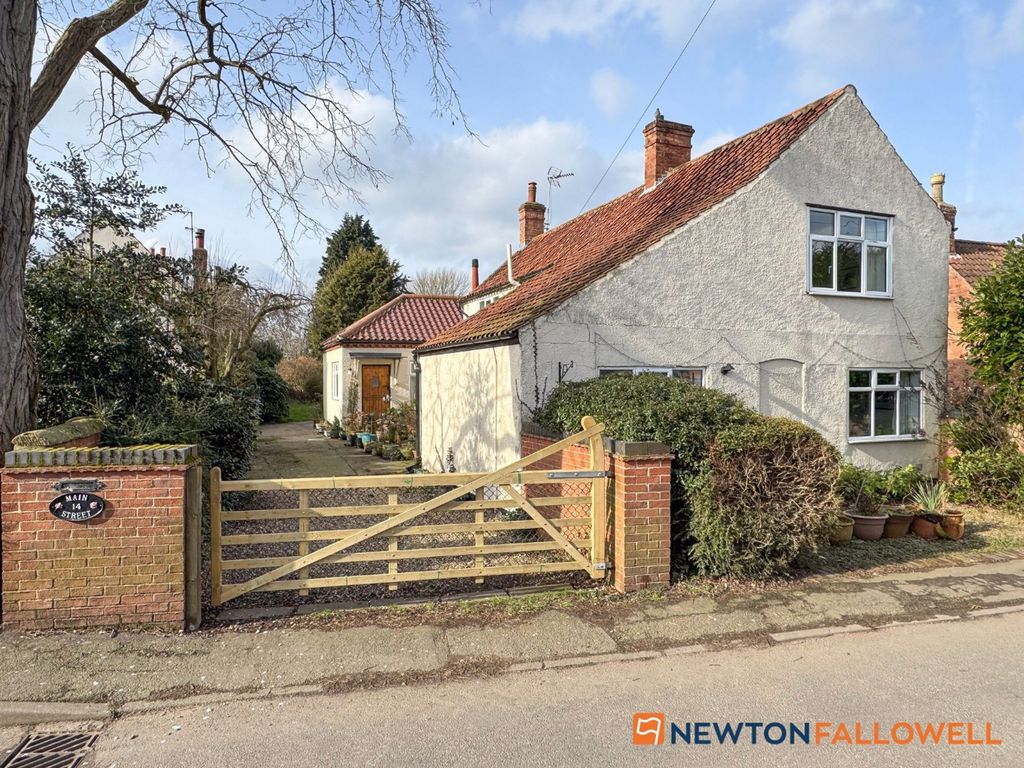 Property photo 1 of 27