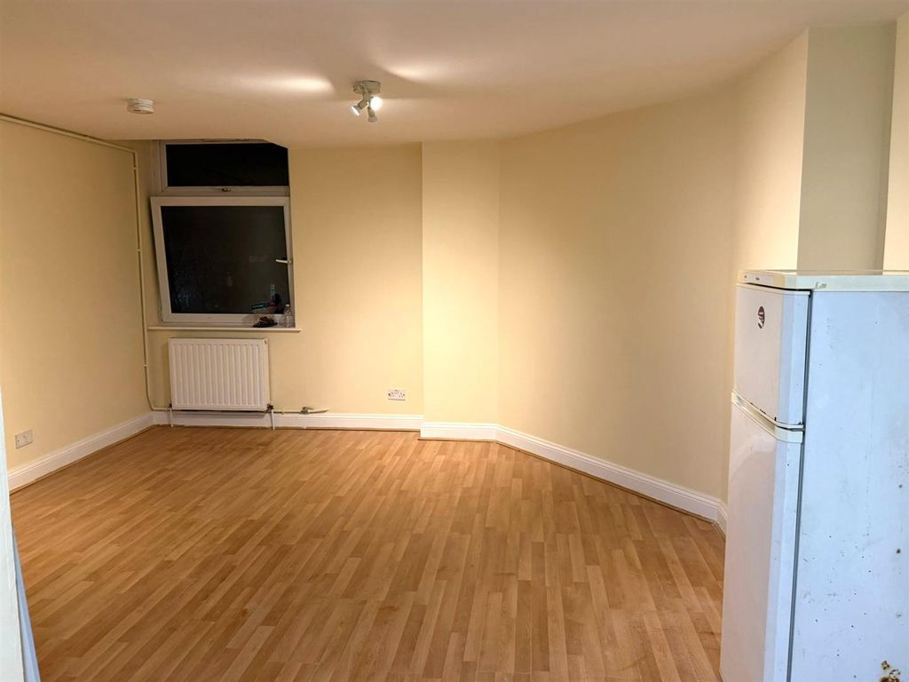 Property photo 3 of 4 Img-20260205-Wa0013.Jpg