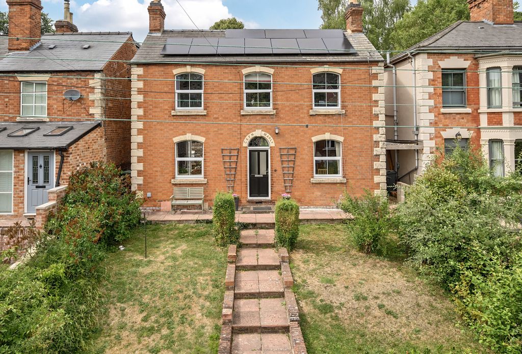 Property photo 2 of 34 1319780-1-6863F52...