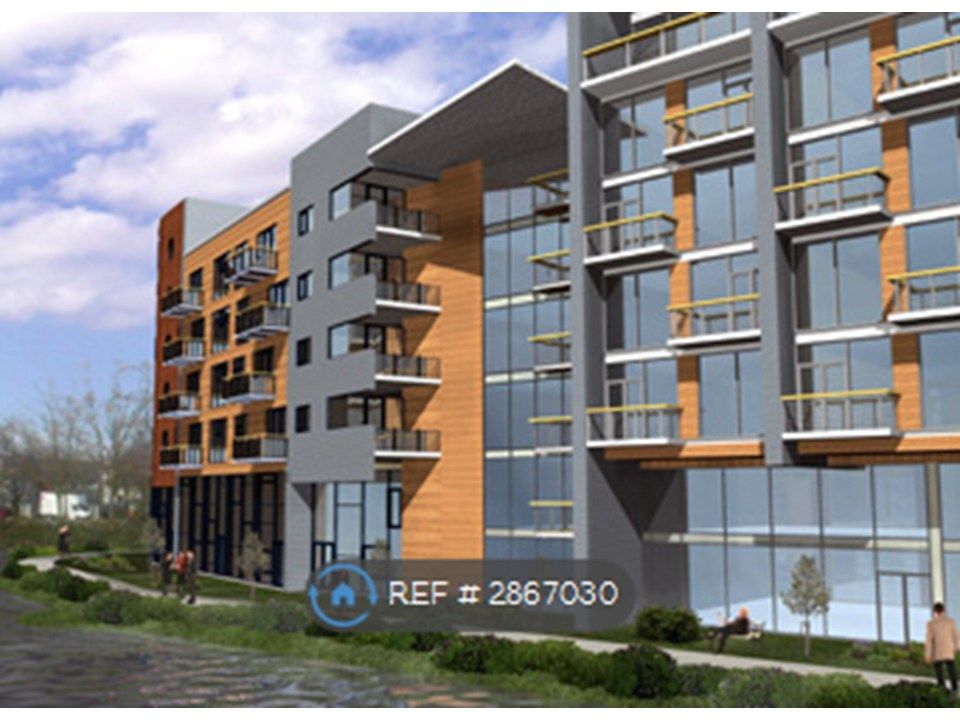 Property photo 1 of 9 Building