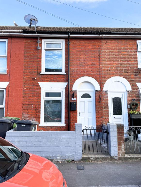 Property photo 1 of 12 Pic
