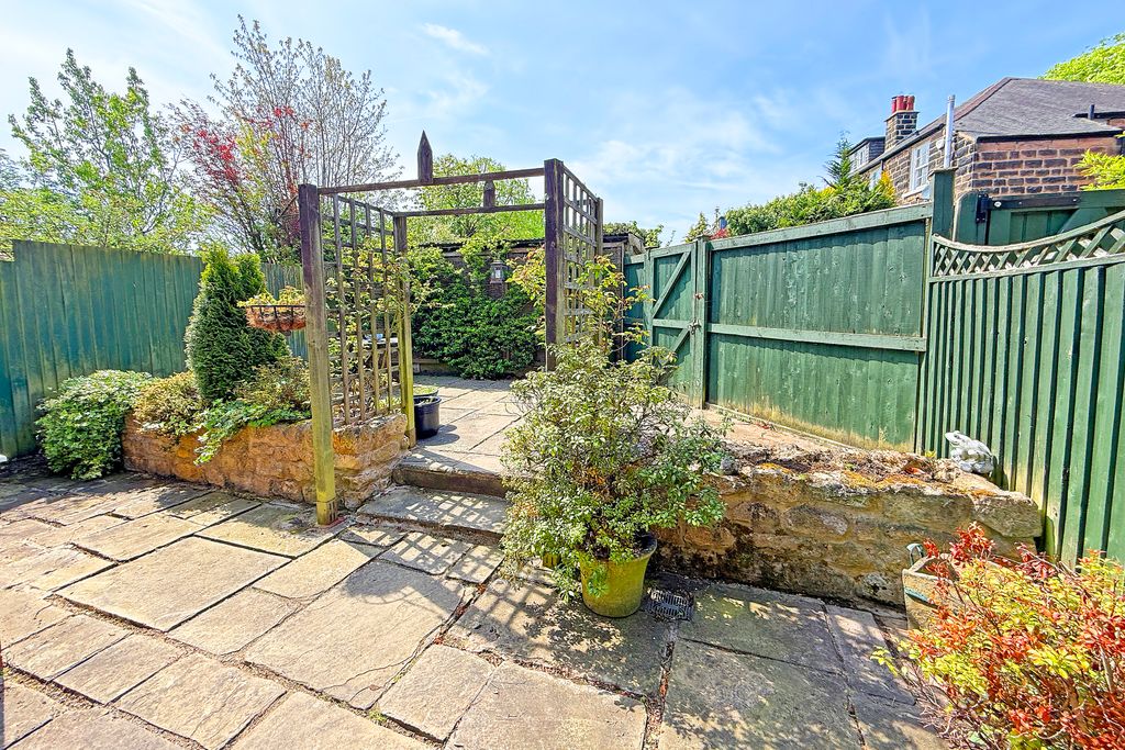 Property photo 2 of 11