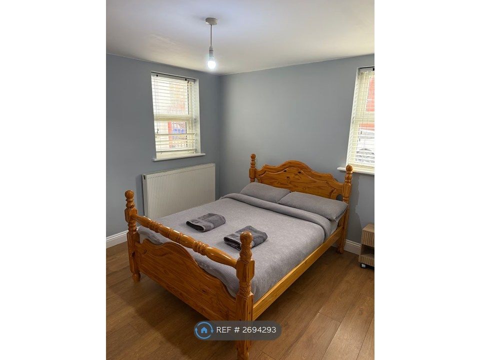 Property photo 2 of 5