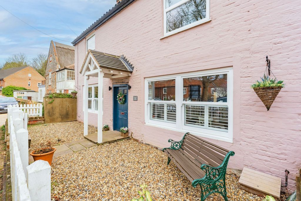 Property photo 1 of 21