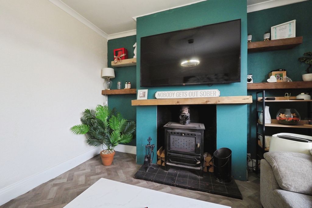 Property photo 3 of 18 Onp80778