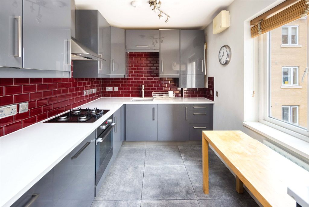 Property photo 2 of 17 Kitchen