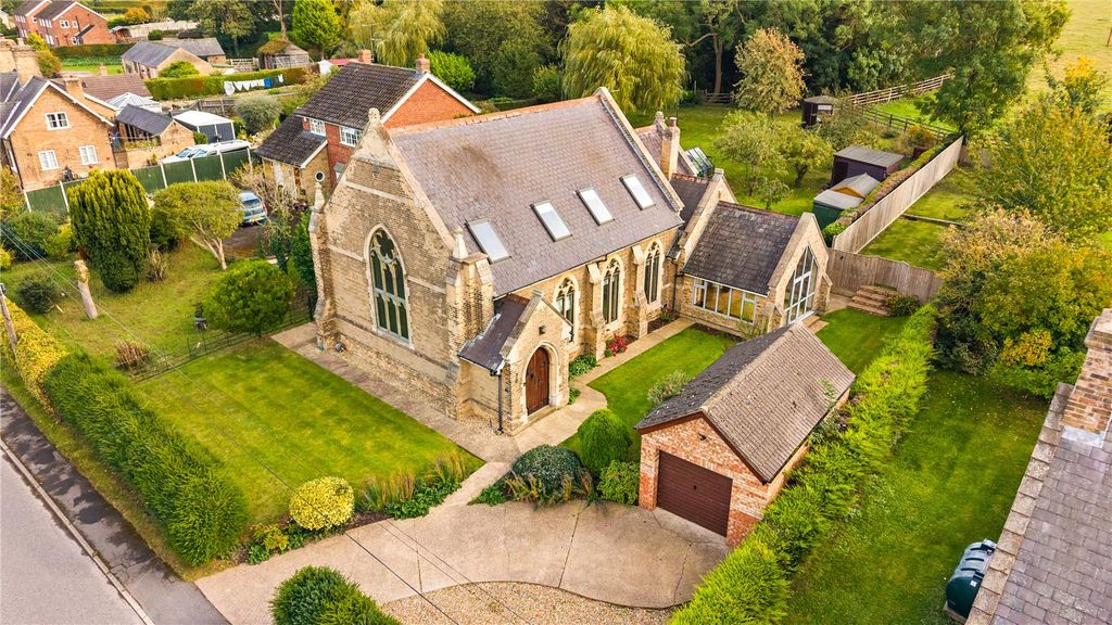 Property photo 1 of 55 Picture No. 49