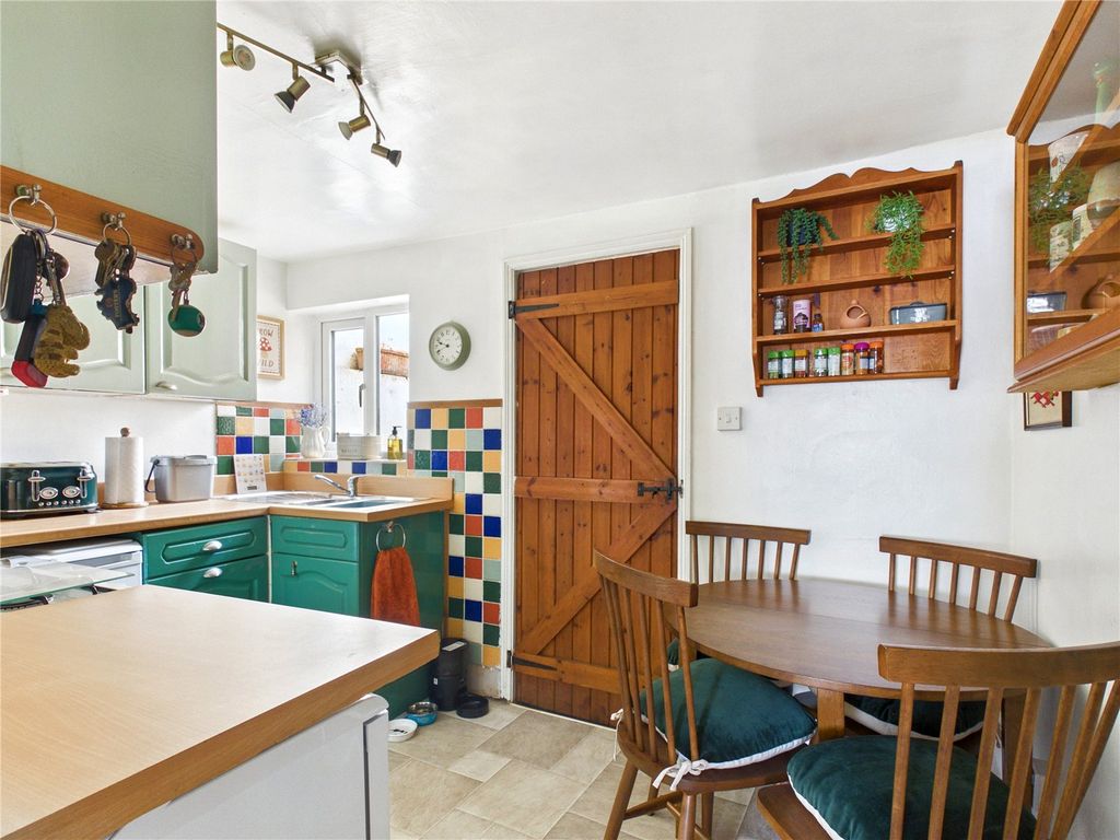 Property photo 3 of 17 Picture No. 07