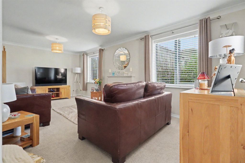 Property photo 2 of 15 2 - Picture No. 05