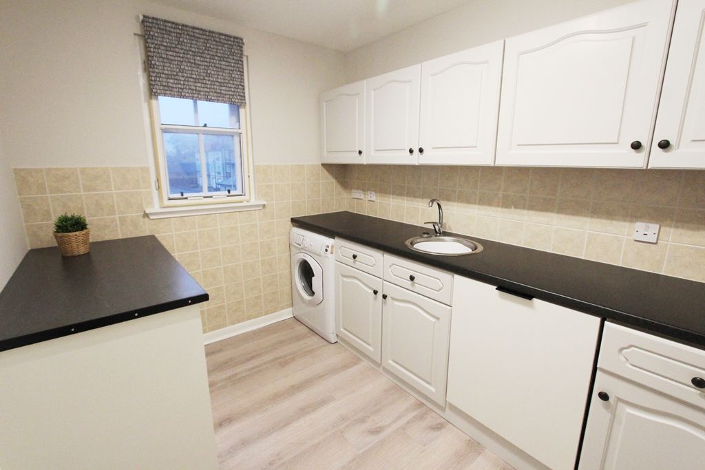 Property photo 2 of 13 Kitchen